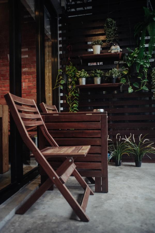 Some Rest Hostel Bangkok Buitenkant foto